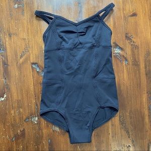🍋Lululemon Ivivva Girls Black  Leotard Size 6/7